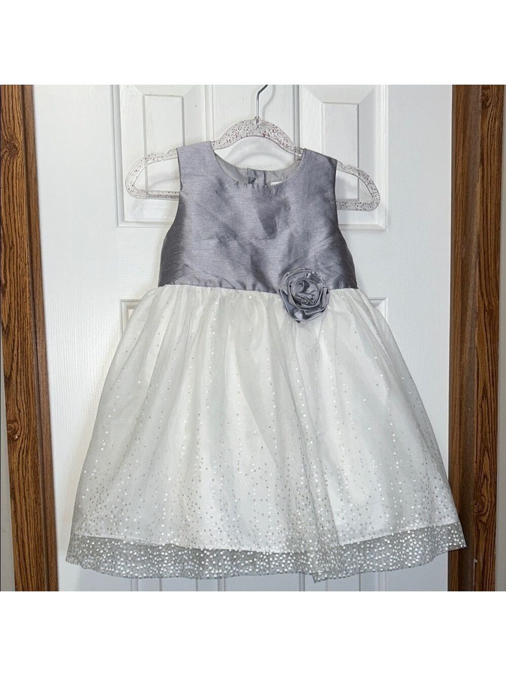 George Silver and White Sleeveless A-line Dress
